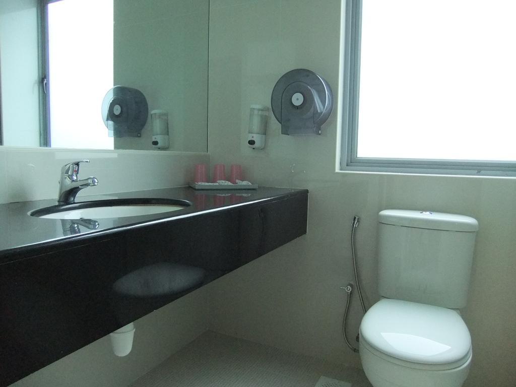 New Cape Khách sạn Singapore